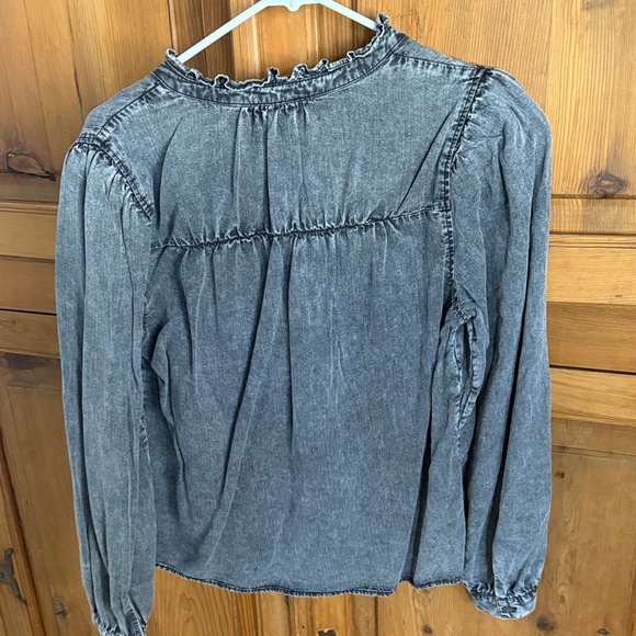 Rails Gray Ruffled Blouse - Picture 4 of 4